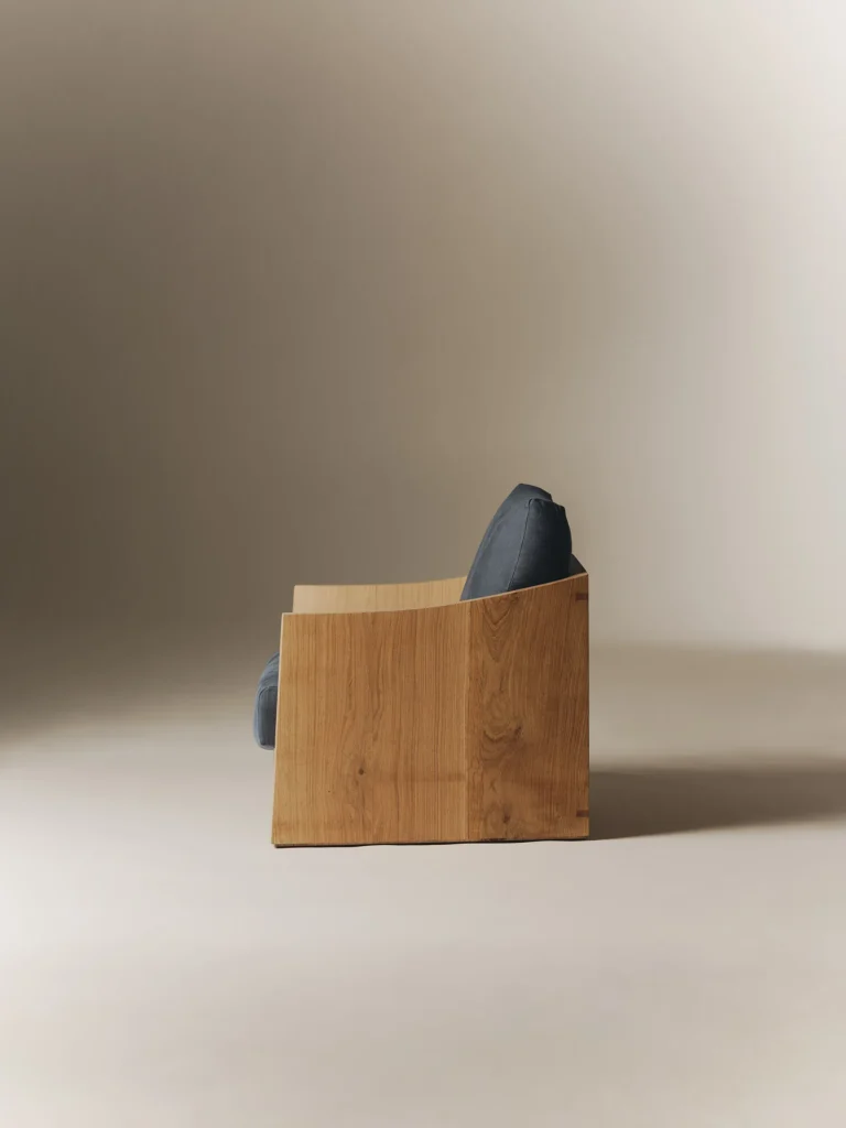 Sea Blue Linen Castle Armchair — 3