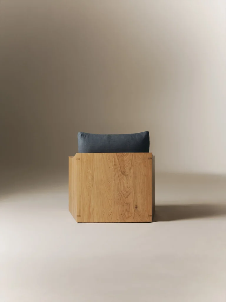 Sea Blue Linen Castle Armchair — 4