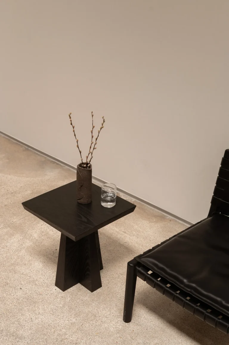 Bündner SQR Side Table in Ash Wood — 3