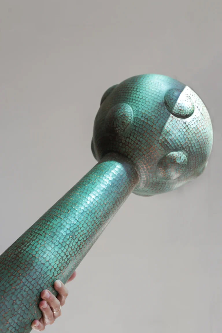 Artefacto Copper Venus Floor Lamp in Hammered Copper — 6