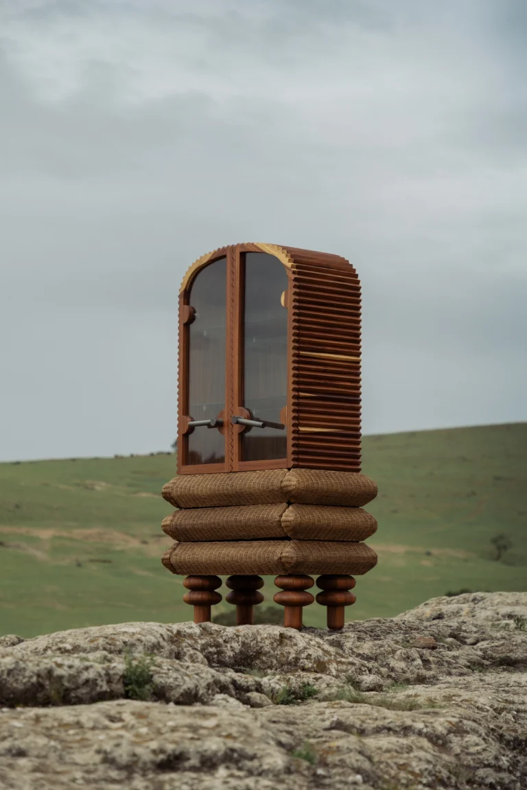 Vilma Display Cabinet — 14