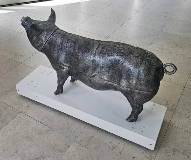 "greedy Pig" Life Sized Fully Functioning Heavy Metal Freestanding Safe — 3