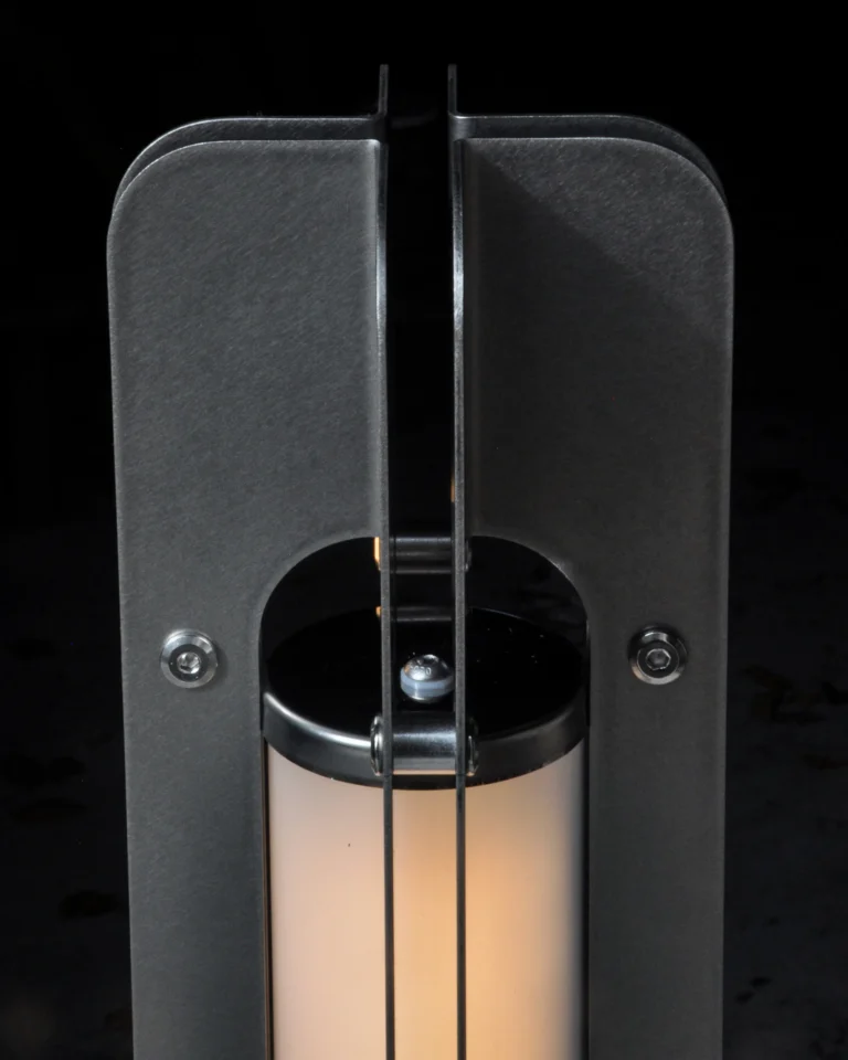 Pill600-70 Floor Lamp in Stainless Steel — 3